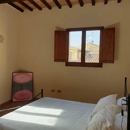 Caratteristico Apartment *