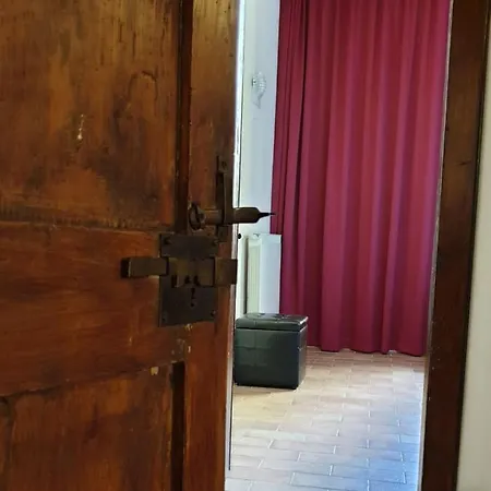 Caratteristico Apartment